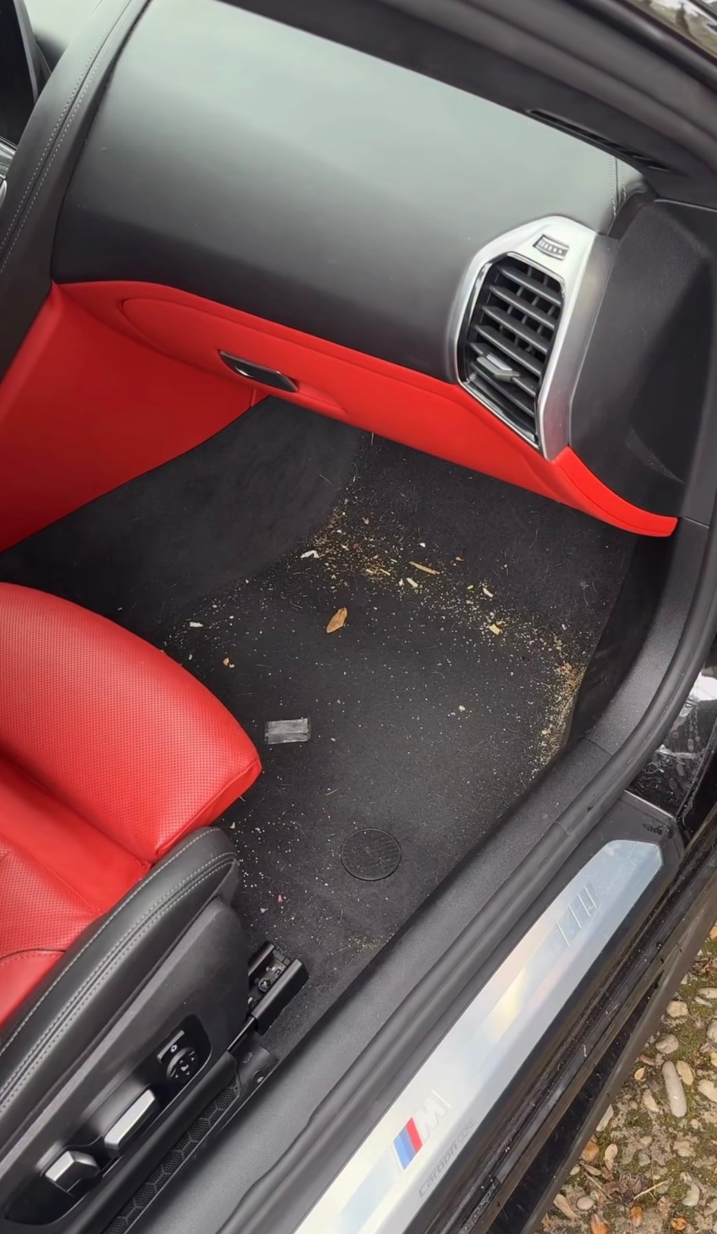 Lato passeggero BMW prima della pulizia